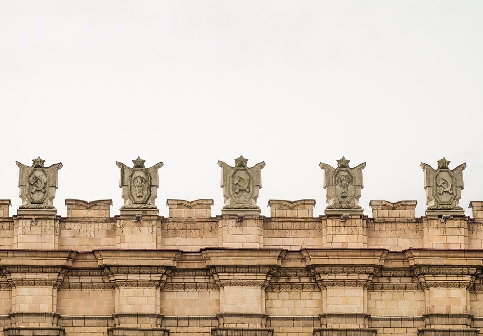 A photograph of the top of a castle to represent the concept of who gets to keep the keys to the kingdom in a divorce.
